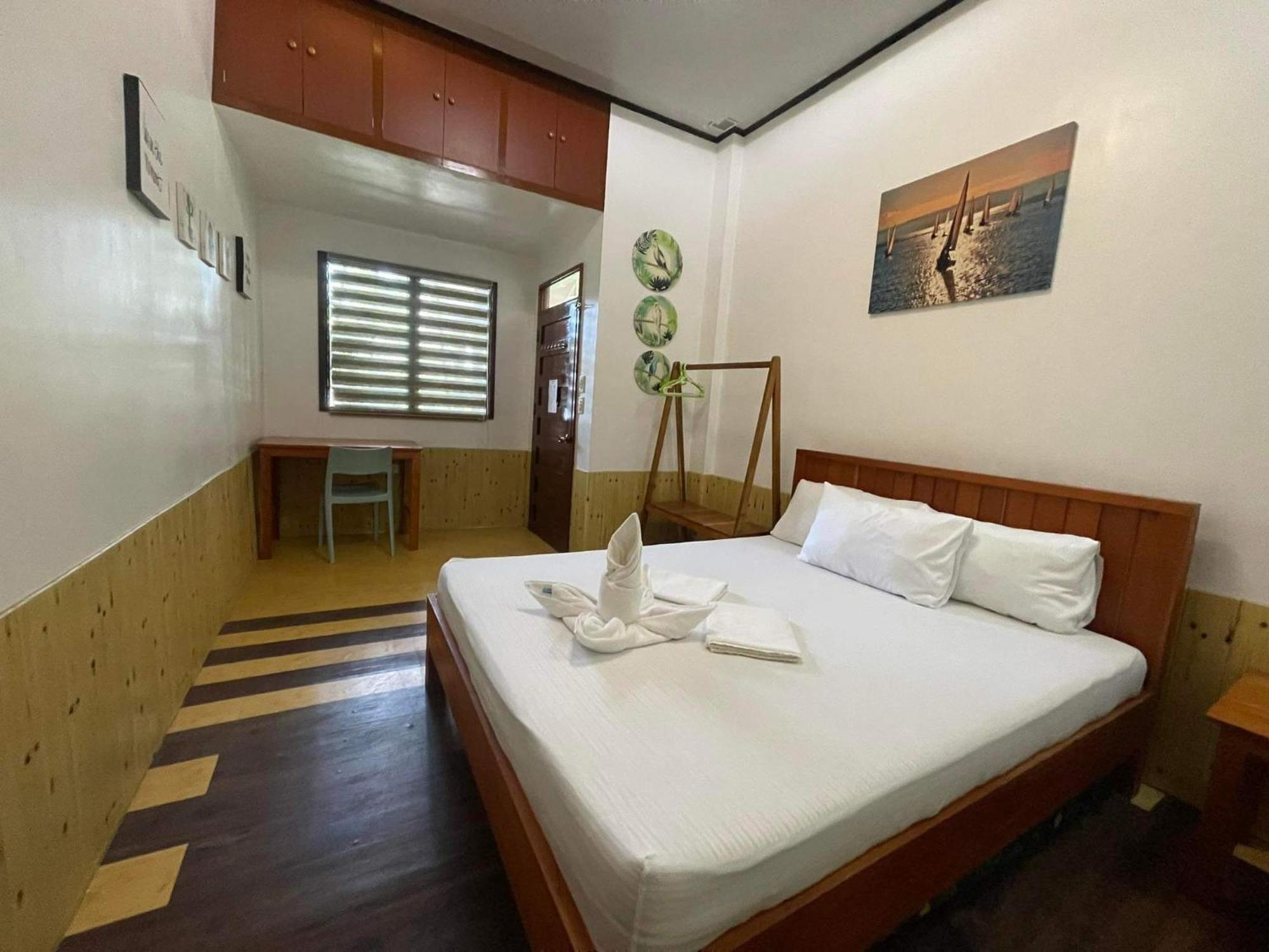 Teteng'S Apartelle San Vicente  Exterior photo